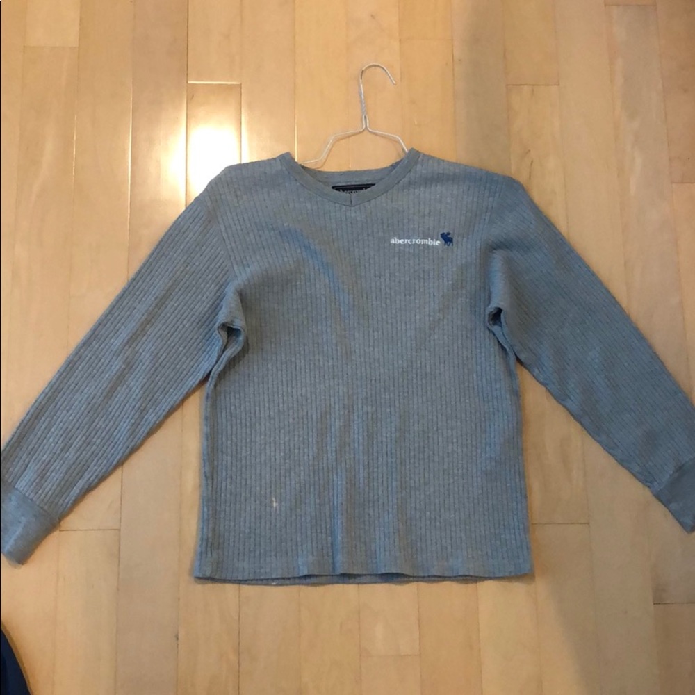 Abercrombie long sleeve grey shirt size large kid